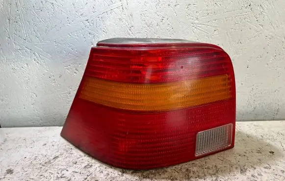 Volkswagen Golf IV Rear/tail lights 37750748 37750719