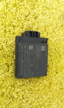 Tesla Model 3 Distronic sensor radar 1108647-00-D