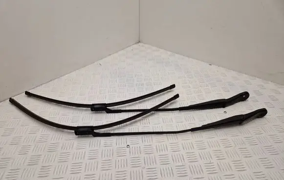 Opel Zafira C Windshield/front glass wiper blade 20812593 20812594