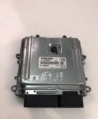 Volvo XC70 Engine control unit/module 31336983