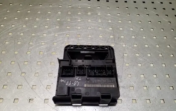 Volkswagen PASSAT B6 Comfort/convenience module 3C0959433K