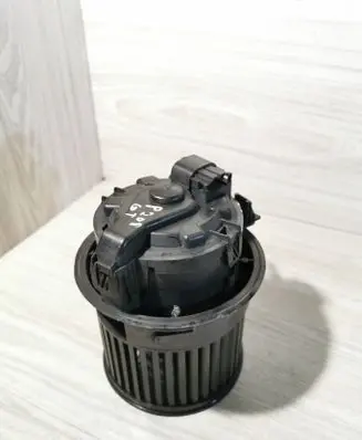 Peugeot 208 Heater fan/blower T1013140A 221216 7001401