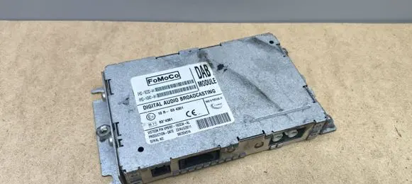 Jaguar XF X250 Antenna control unit 6H5214D401AH