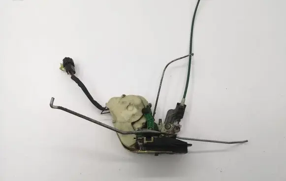 KIA Sorento Front door lock