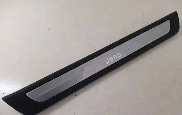 Jeep Grand Cherokee Front sill trim cover 1NC81DX9AB