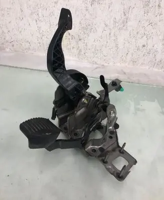 Citroen C4 Grand Picasso Pedal assembly 