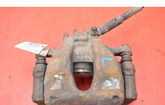Peugeot 3008 I Front brake caliper
