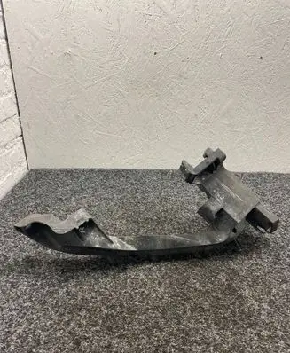 Audi Q5 SQ5 Headlight/headlamp mounting bracket 80A805607