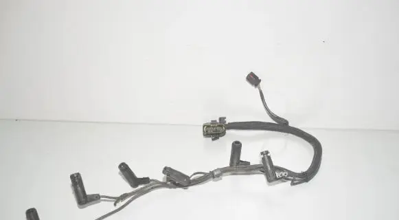 BMW 3 E92 E93 Fuel injector wires 7808231 12517808231