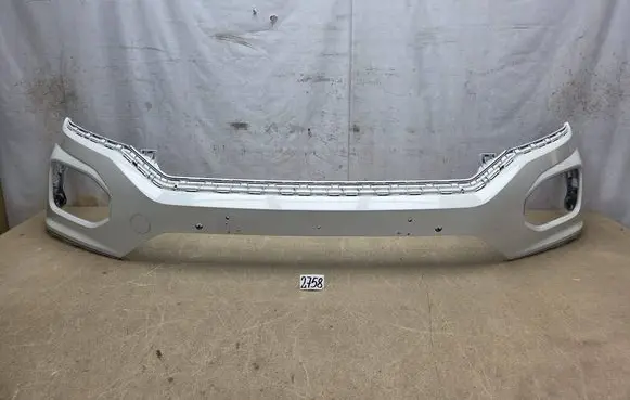 Volkswagen T-Roc Front bumper 2GA807221J