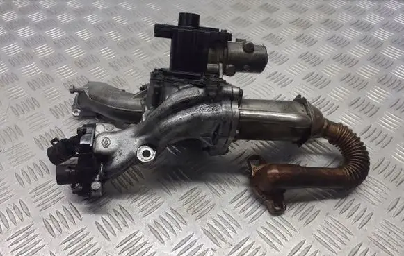 Renault Scenic II - Grand scenic II EGR valve cooler 70036806