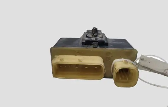 Peugeot 5008 Coolant fan relay 9662570880 018010953