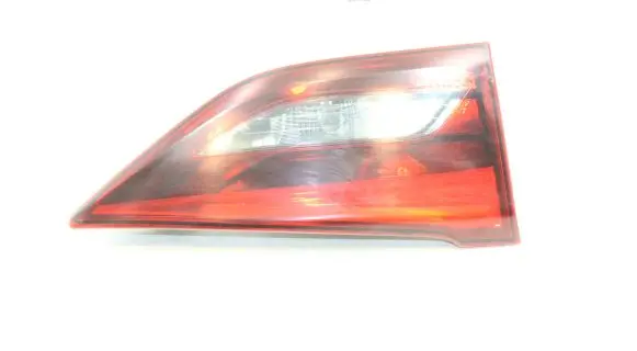 Toyota Avensis T270 Tailgate rear/tail lights