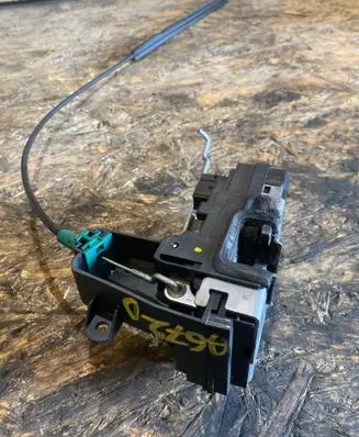 Front door lock