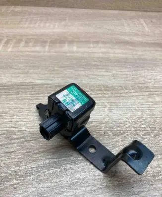 Lexus RX 330 - 350 - 400H Airbag control unit/module G484948020 1876005920