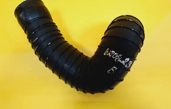 Intercooler hose/pipe