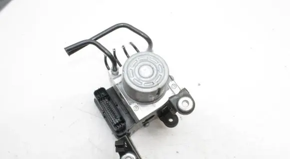 Land Rover Discovery Sport ABS Pump A426R16W037 GJ322C405AF