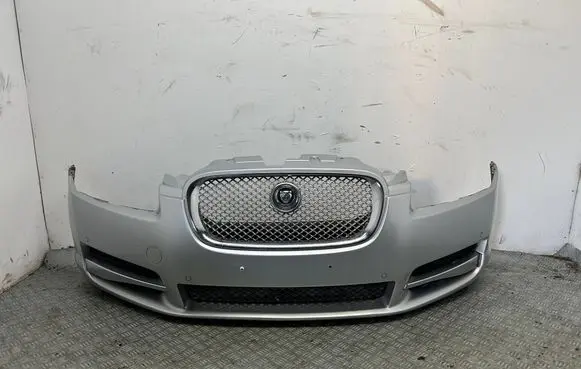 Jaguar XF X250 Front bumper 