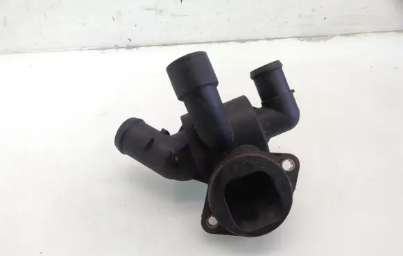 Volkswagen PASSAT B7 Thermostat housing V7548004