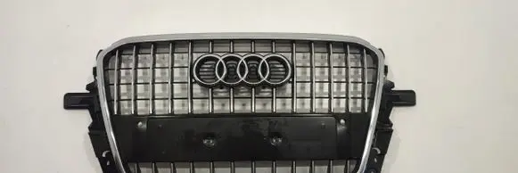 Audi Q5 SQ5 Front bumper upper radiator grill 8R0853651AB