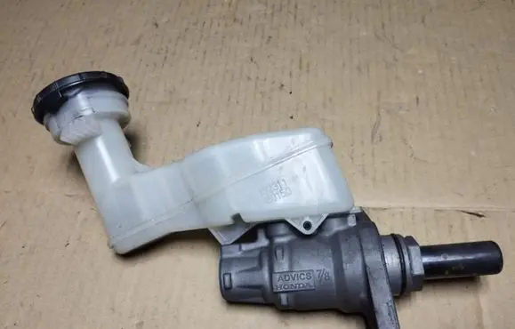 Honda Legend Master brake cylinder 13231180150