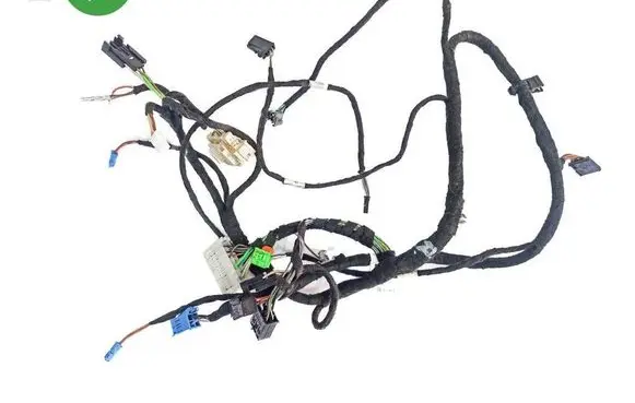 Mercedes-Benz E W211 Seat wiring loom A2118201004