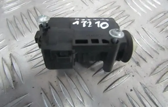 Opel Astra H Central locking motor 13125619