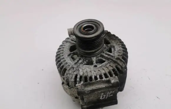 Jeep Grand Cherokee (WK) Generator/alternator 89214939