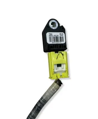 Toyota Auris E180 Airbag deployment crash/impact sensor 8983102150 0447327776