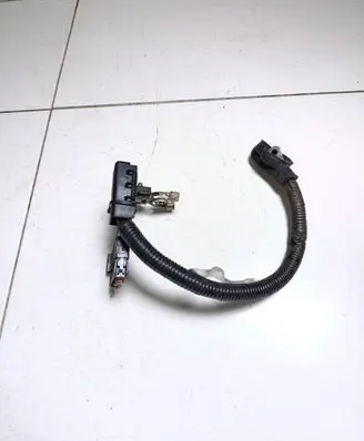 Nissan Leaf I (ZE0) Positive wiring loom 241053NA0A