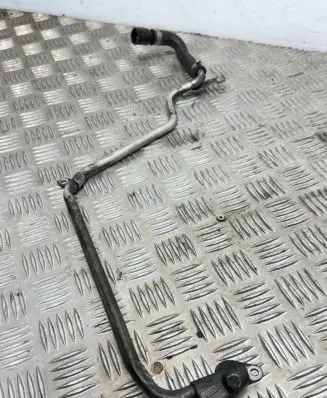 BMW 6 F12 F13 Engine coolant pipe/hose 8516591