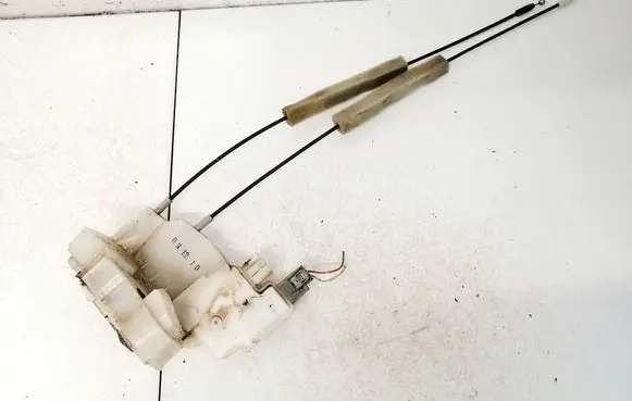 Subaru Outback Front door lock
