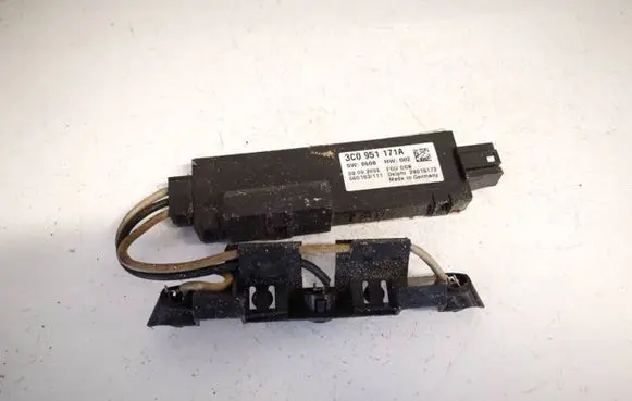 Volkswagen PASSAT B6 Alarm control unit/module 3c0951171a 28018172