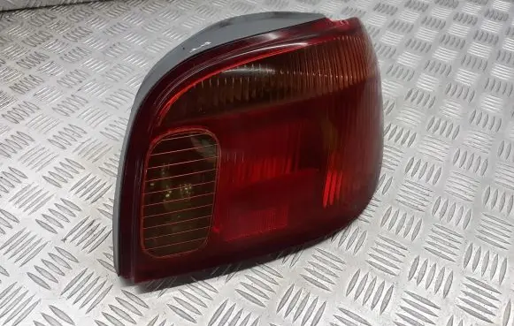 Toyota Yaris Rear/tail lights