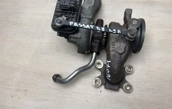 Volkswagen PASSAT B8 Turbo 05E145701K