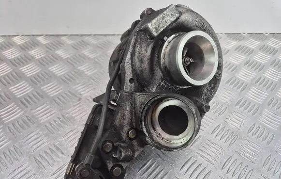 Mercedes-Benz E W211 Turbo A6460960493 727461