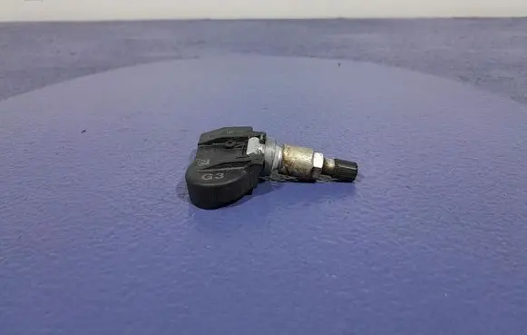 Alfa Romeo 33 Tire pressure sensor BDMC37140