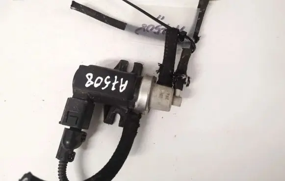 Seat Toledo II (1M) Turbo solenoid valve 1j0906627a