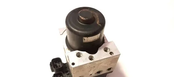 Lexus RX 300 ABS Pump 4451048010 1330004100