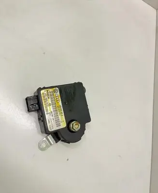 Audi A6 S6 C6 4F Power management control unit 4F0915181A 4F0910181E