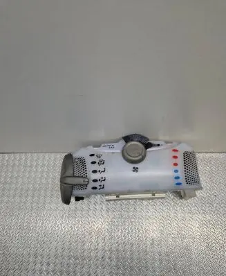 Citroen C1 Climate control unit 69617004