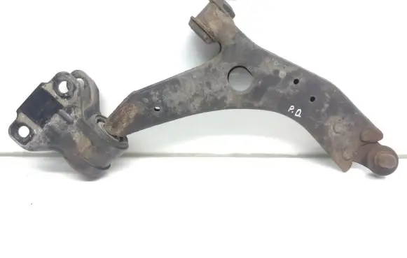 Ford Focus Front lower control arm/wishbone BV613C339AAA