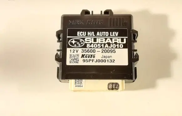 Subaru Legacy Light module LCM 84051AJ010 3560020095 95PFJ000132