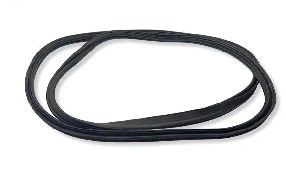 Volvo XC40 Trunk rubber seal (body) 