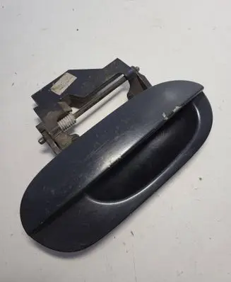 BMW 5 E39 Rear door check strap stopper 5122824566