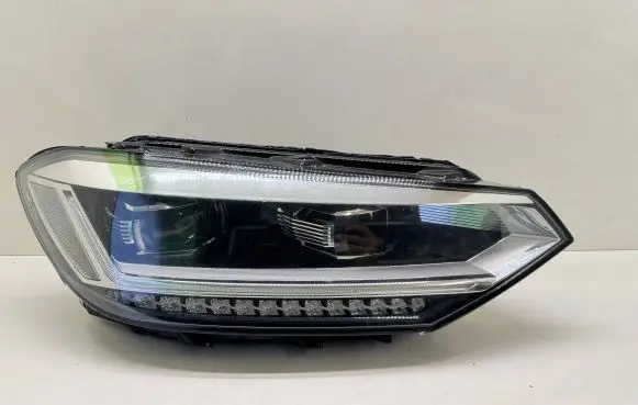 Volkswagen Touran III Headlight/headlamp 5TB941082A 030129923400