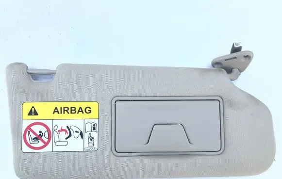 Mitsubishi Outlander Sun visor