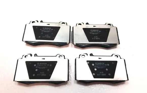 Mercedes-Benz ML W163 Brake pads (front) A0044207720 A2214200720 A1634201020