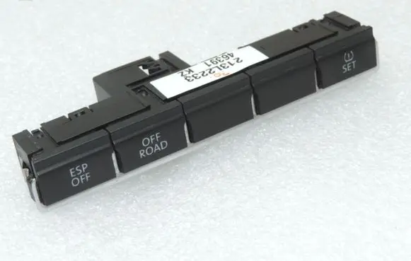 Volkswagen Tiguan Aerial antenna switch