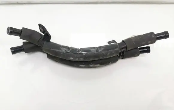 Mercedes-Benz EQC Engine coolant pipe/hose